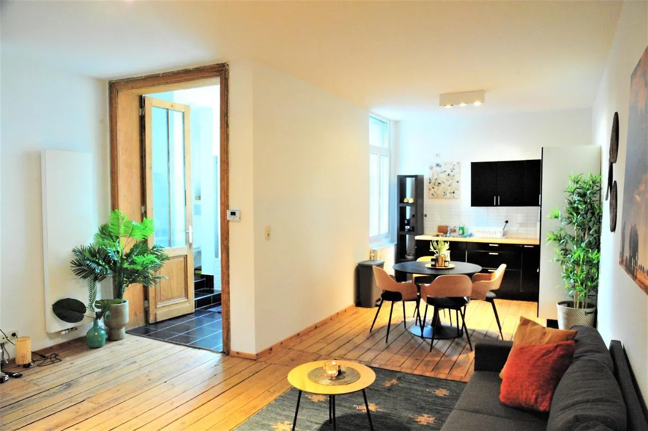 The Oasis Apartment, 2 Bedrooms Antwerp South location