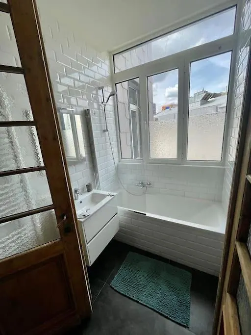 The Oasis Apartment, 2 Bedrooms Antwerp South Apartment