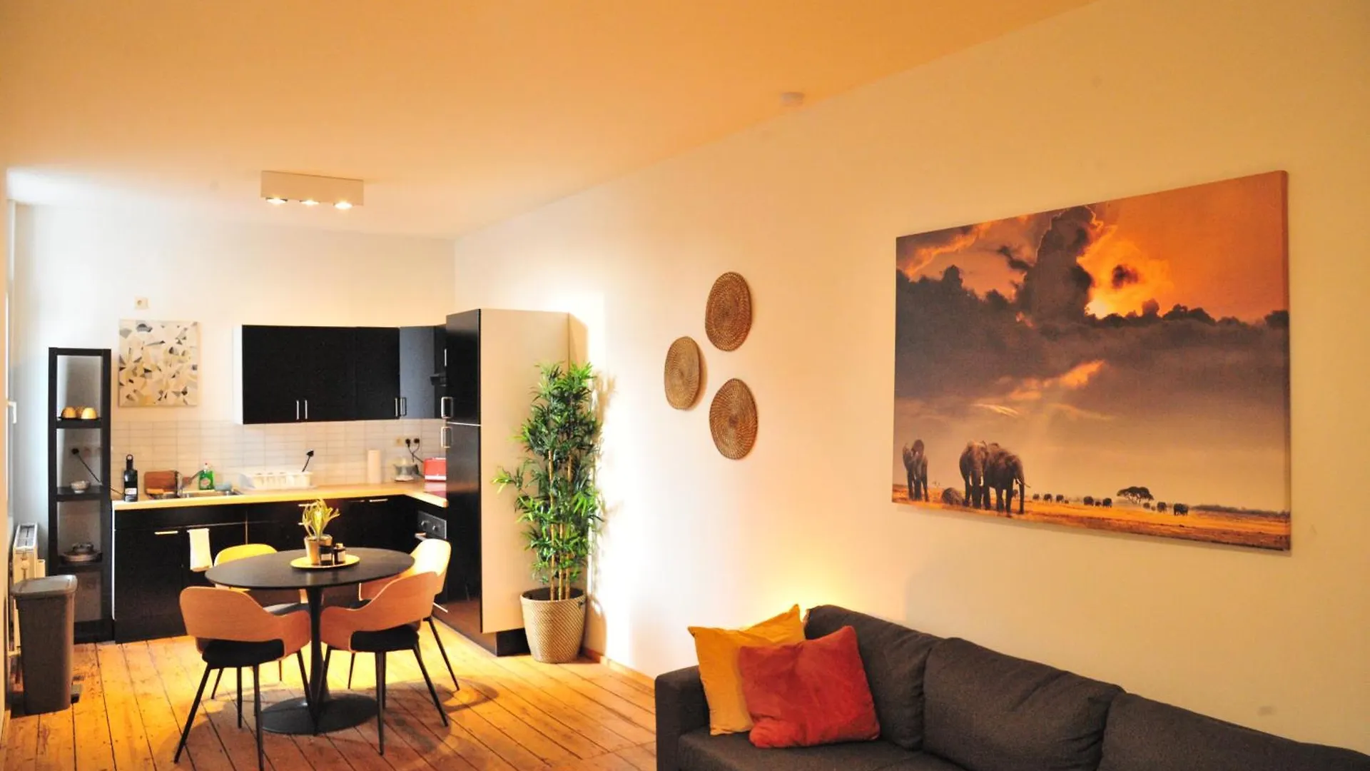 Apartment The Oasis Apartment, 2 Bedrooms Antwerp South